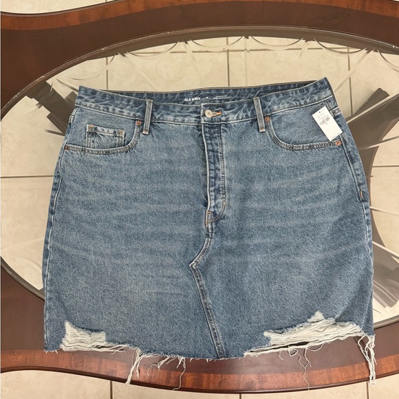 Higher High Rise Old Navy Jean Skirt. Size 18 - Picture 1 of 4